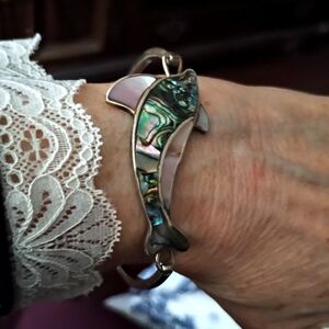Elegant Dolphin Bracelet with Abalone and Pink Accents Mexico